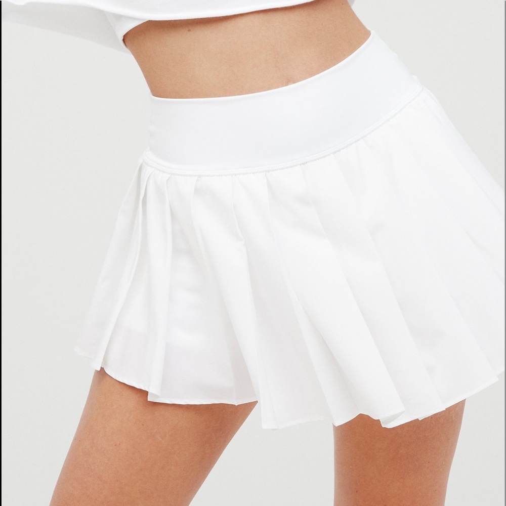 OFFLINE by aerie pleated tennis skirt
